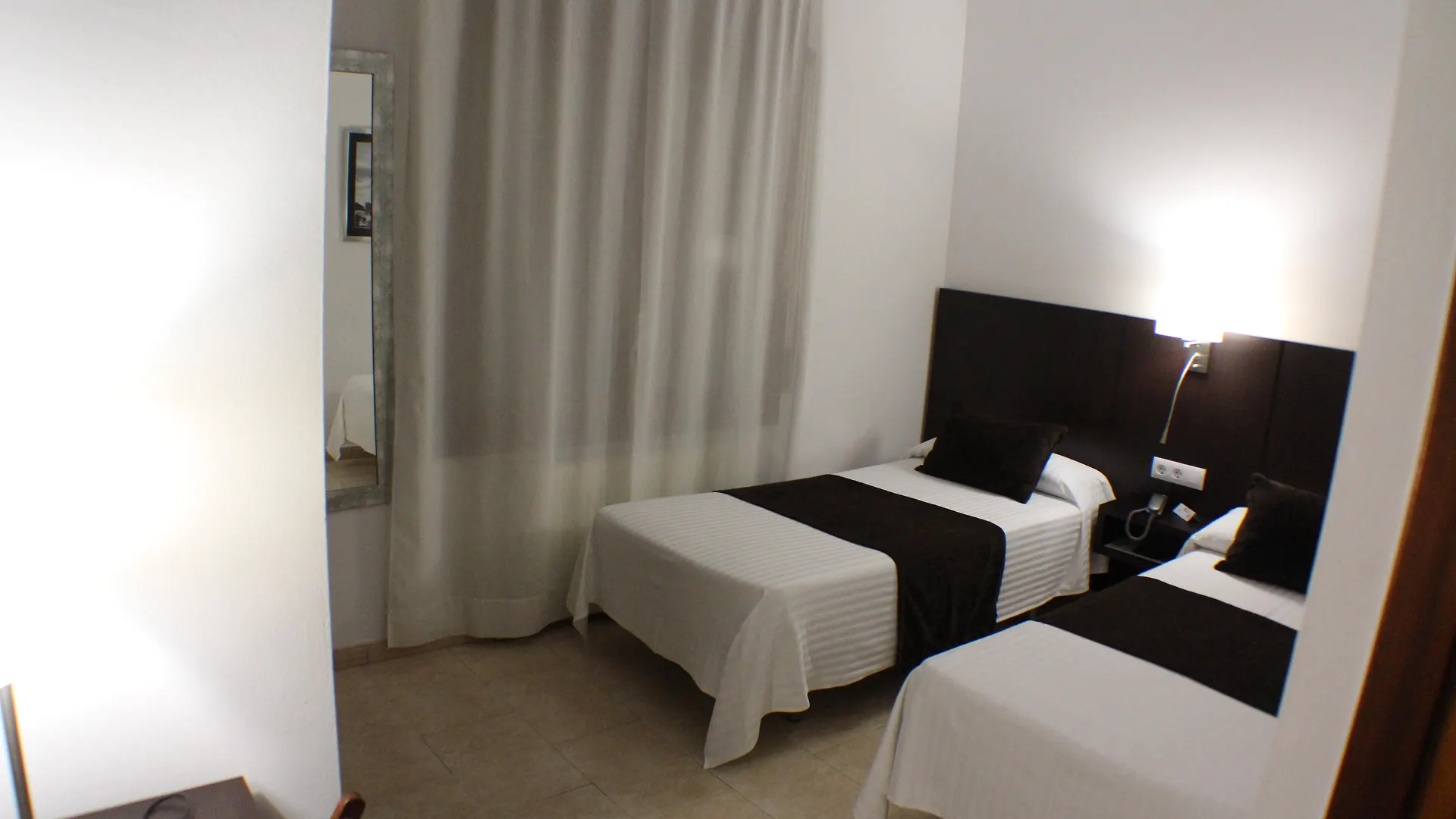 Hotel Marfany Andorra-a-Velha 3*,